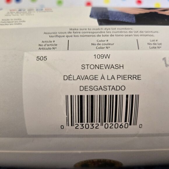 4 SKEINS LION BRAND YARNS JEANS YARN STONEWASH 3.5 OZ EA - Picture 10 of 12